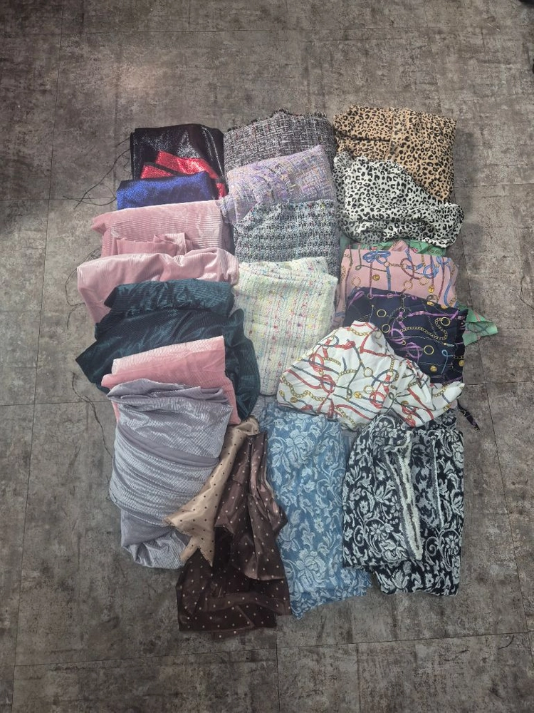다양한 패턴 짜투리 원단 이미지