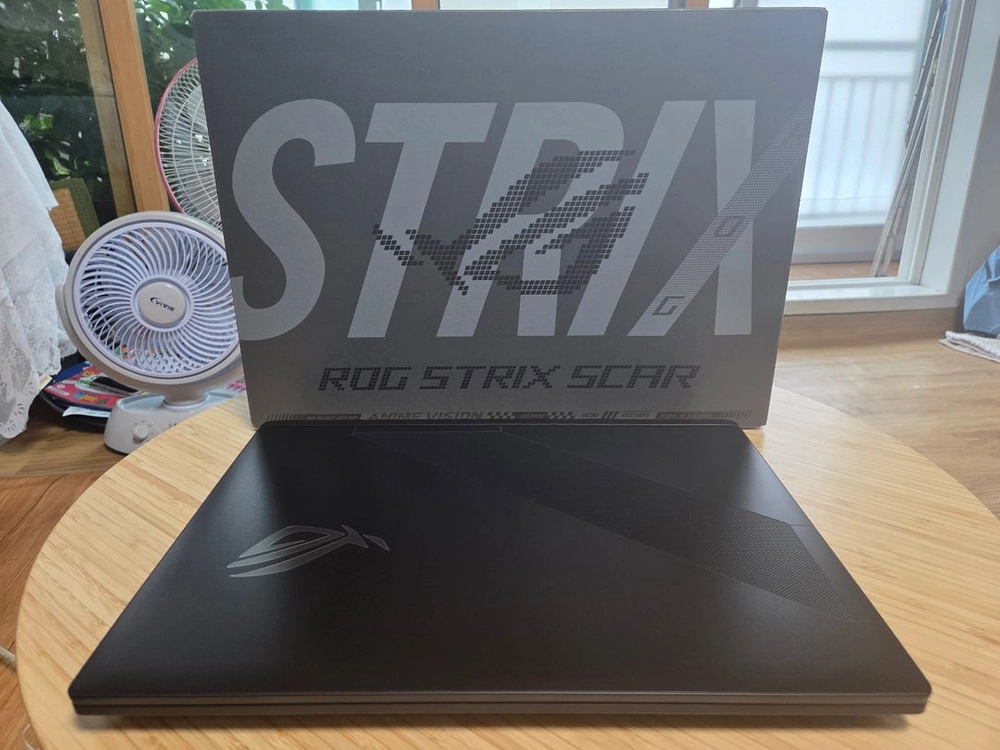 asus rog strix scar18 스카 rtx5090 게이밍 노트북 팝니다(풀박스) 이미지