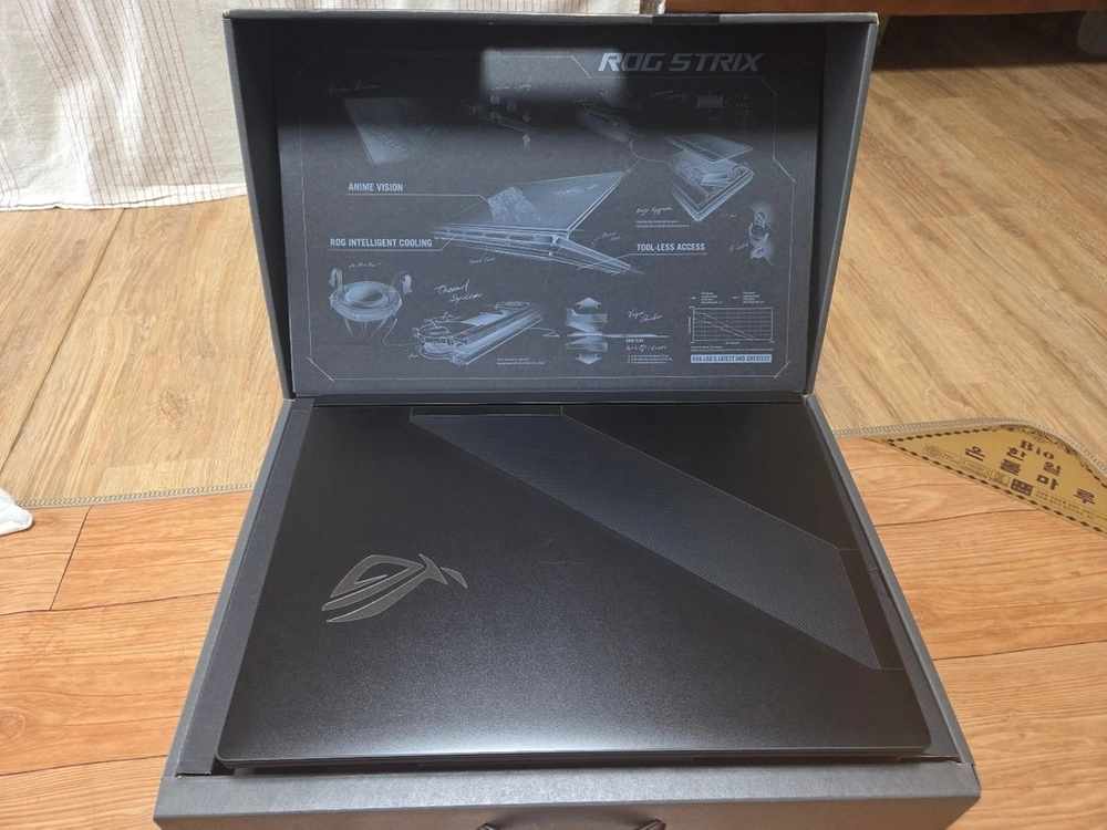 asus rog strix scar18 스카 rtx5090 게이밍 노트북 팝니다(풀박스) 이미지