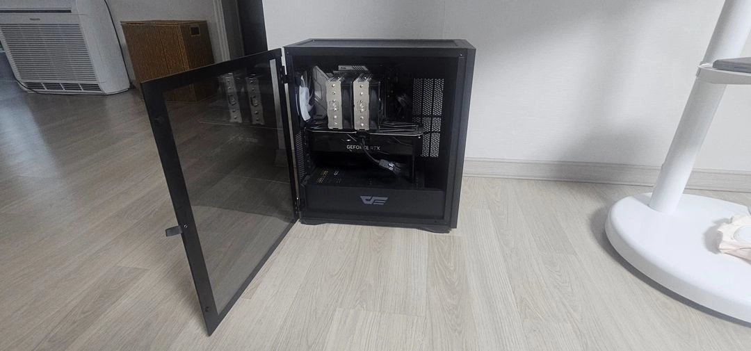 컴퓨터 판매합니다. 13600k / 4070ti / 32gb DDR5. - 안심되는 중고거래
