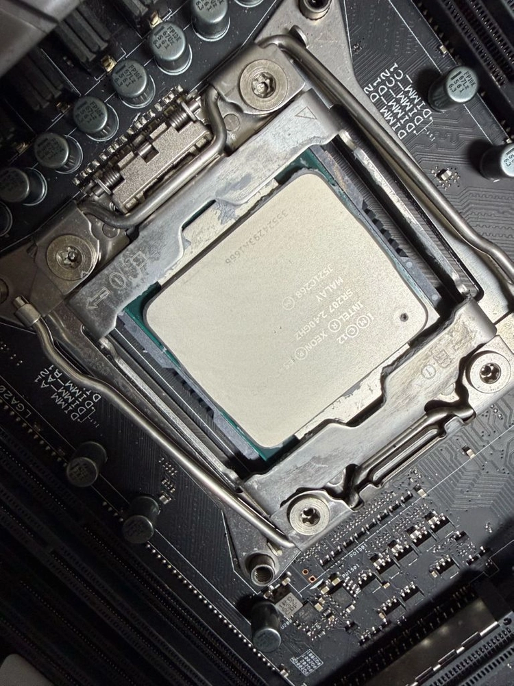 asus x99 aii 메인보드 e5 2620v3, ram 8gb 이미지