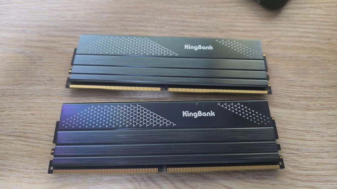 킹뱅크 DDR5 7200MHz 32GB(16*2) 이미지