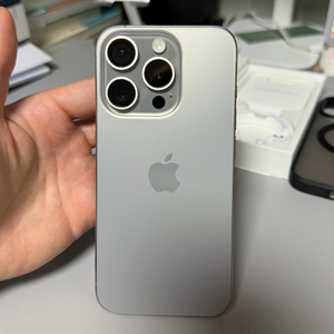 S급 아이폰15 프로 내츄럴티타늄 256GB 풀박스 이미지