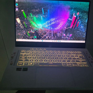 ROG R9 6900HS RTX 3070TI 8GB 이미지