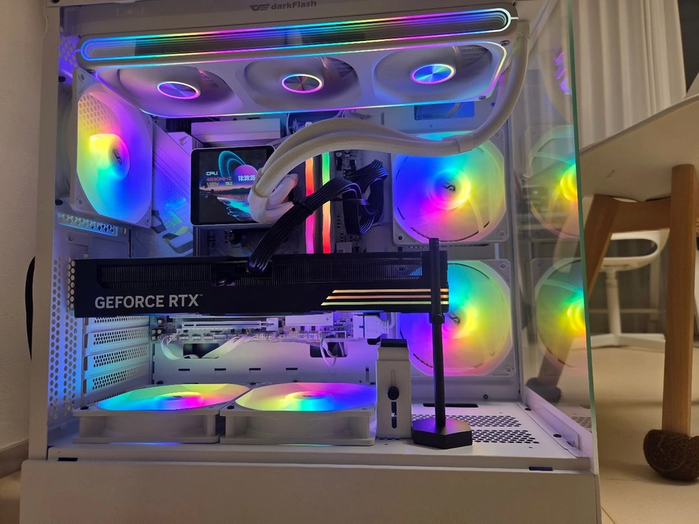 9800x3d, b850m wifi, rtx 5080 갤럭시 본체 이미지