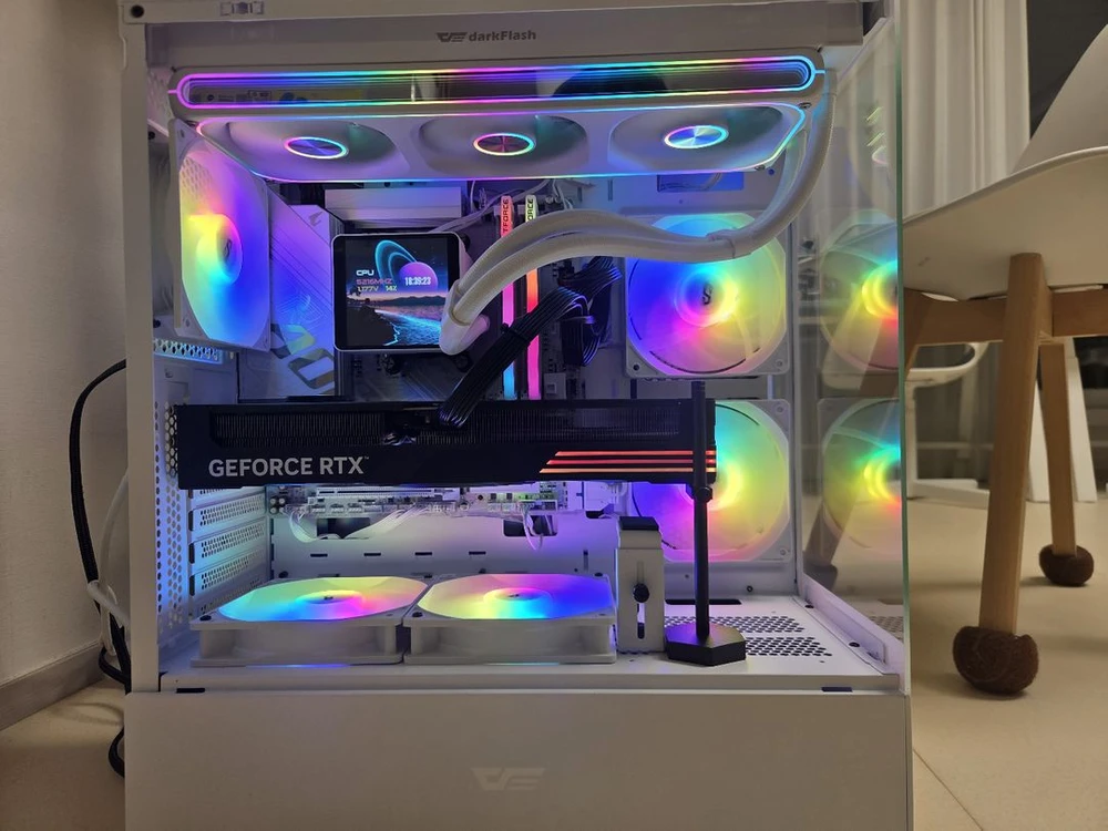 9800x3d, b850m wifi, rtx 5080 갤럭시 본체 이미지