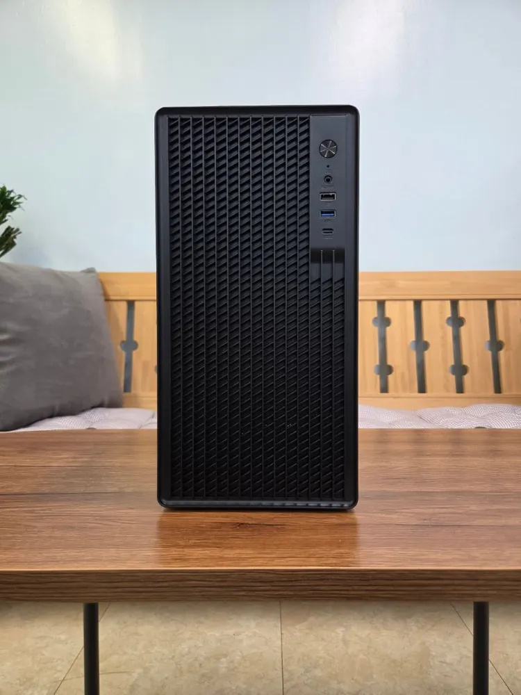 인텔 i5-8500 / 16GB RAM / GTX 1060 3GB / 500GB SSD 컴퓨터 이미지