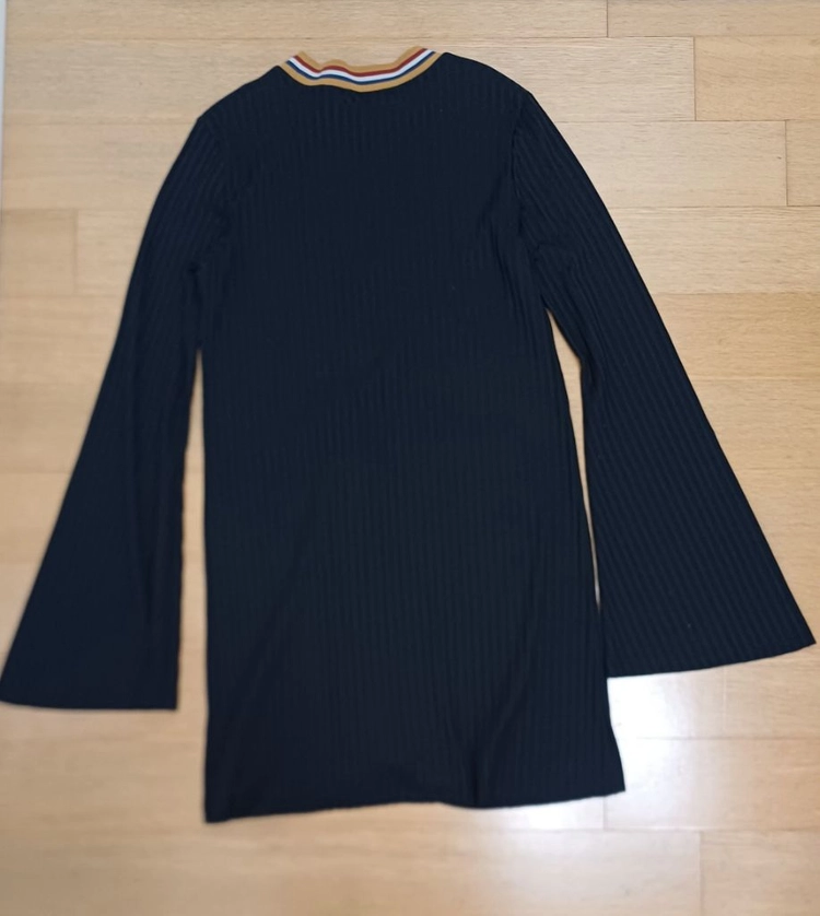 (새제품) sean Makes Cloth(션메익스클로스)롱한 기장감의 티셔츠 이미지