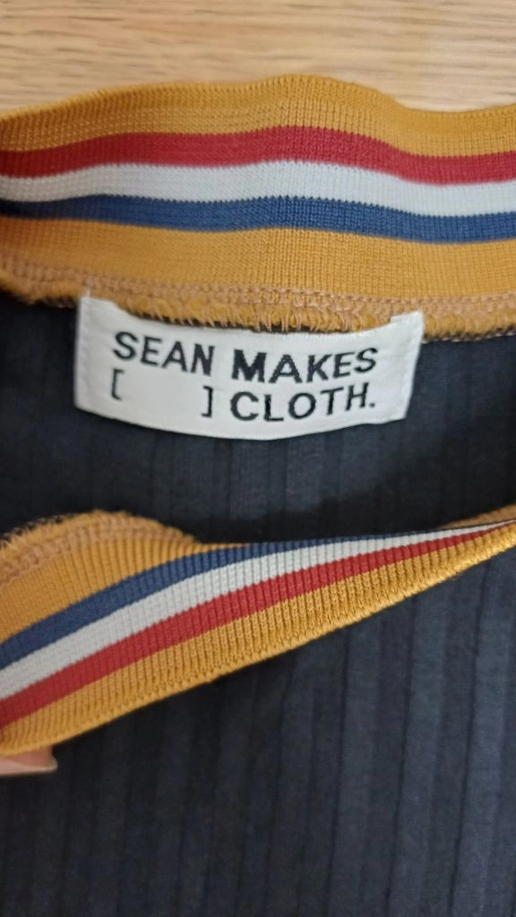 (새제품) sean Makes Cloth(션메익스클로스)롱한 기장감의 티셔츠 이미지