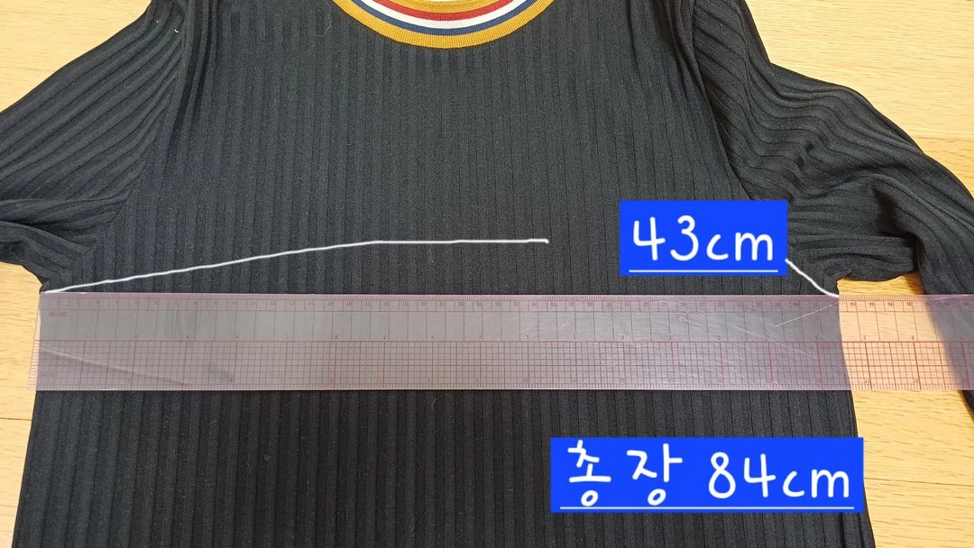 (새제품) sean Makes Cloth(션메익스클로스)롱한 기장감의 티셔츠 이미지