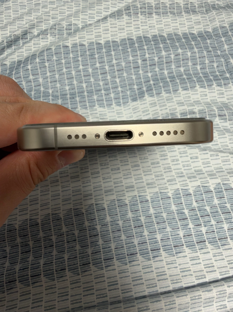 아이폰 15 프로 128GB 이미지