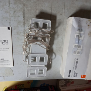 무아스 퓨어 화이트 미니 LED 시계 사용설명서+USB케이블 어댑터 없음 이미지