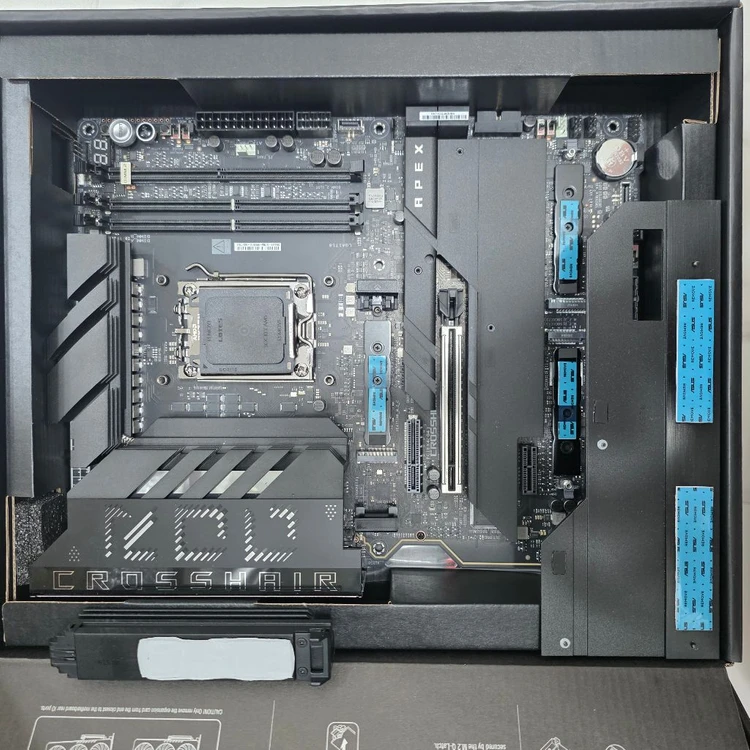 ASUS X870E APEX 이미지