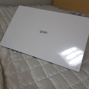 LG gram ultra5 노트북 이미지