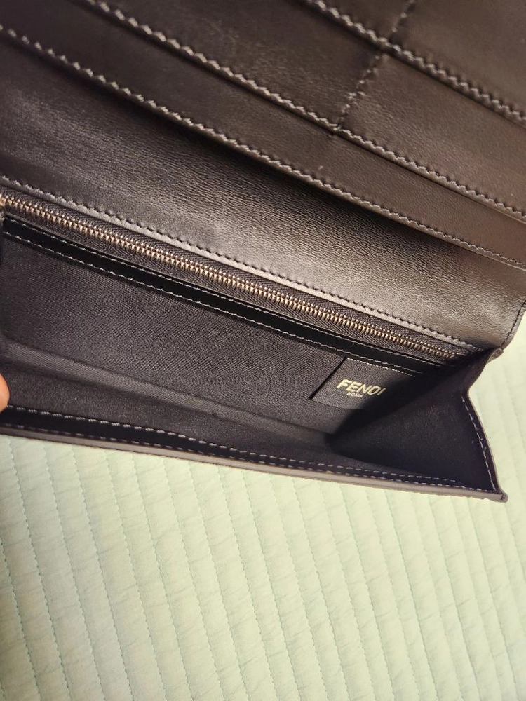 펜디 FF 컨티넨탈 장지갑 이미지