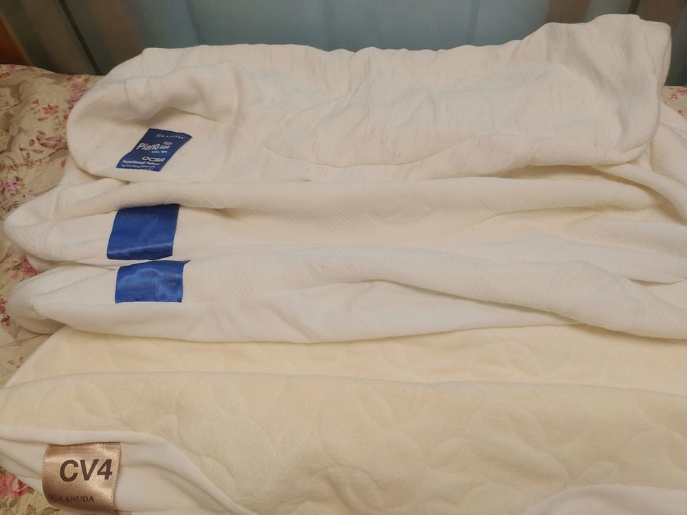 가누다 베개와 카바들. 렌토, 아다지오, 프리모 에어. 카바는 피아노. 피아노 에어.프리모 에어.라르고.cv4 이미지