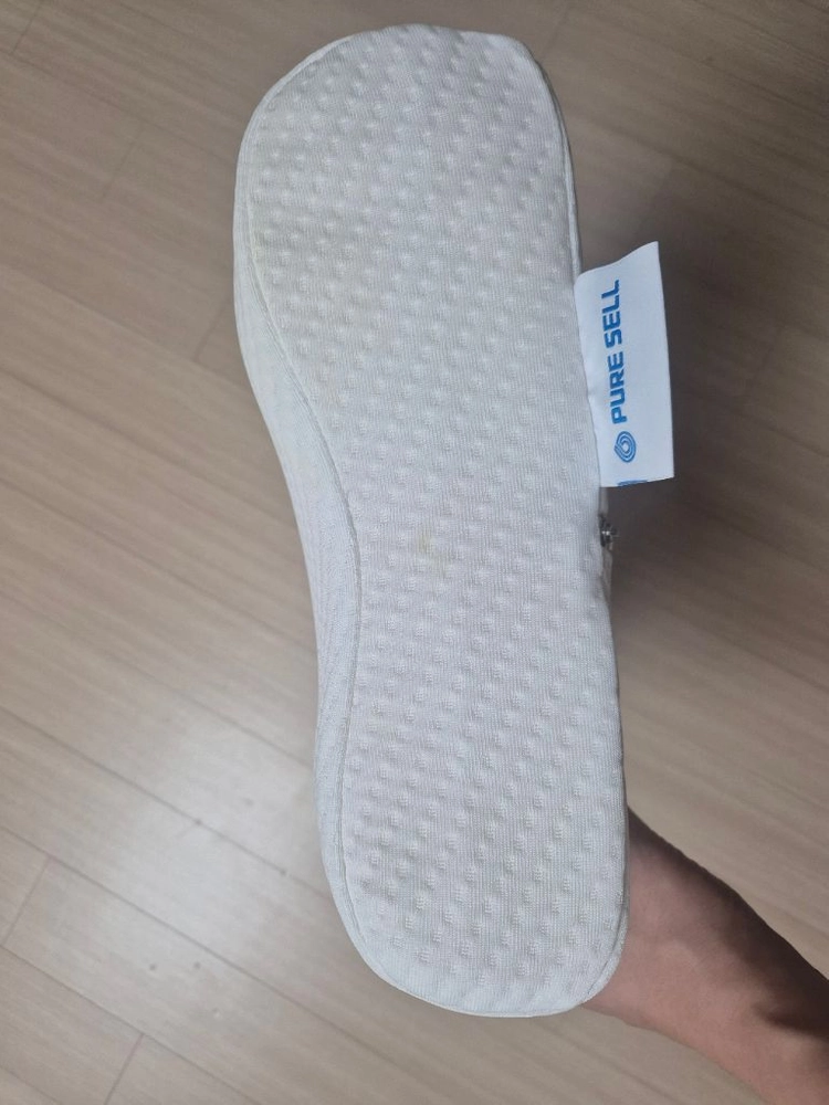퓨어셀 메모리폼 경추베개 팝니다. 이미지