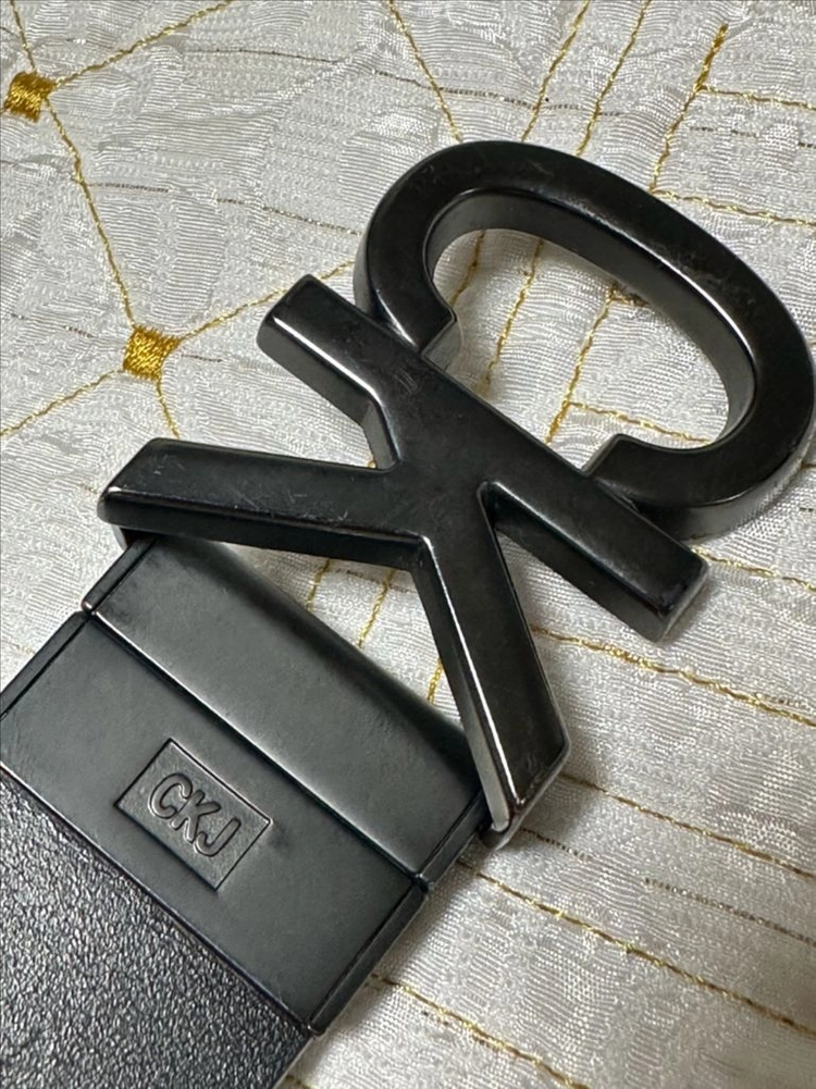 CKJ(Calvin Klein Jeans) 블랙 소가죽 벨트 이미지