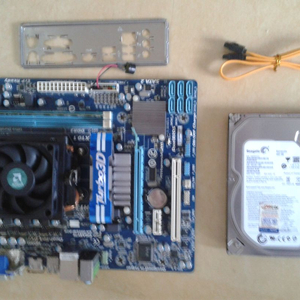 메인보드, CPU, 메모리, 하드디스크, 쿨러 세트 이미지