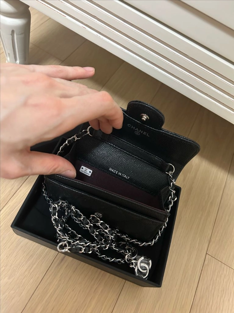 샤넬 클래식 벨트백 은장 이미지