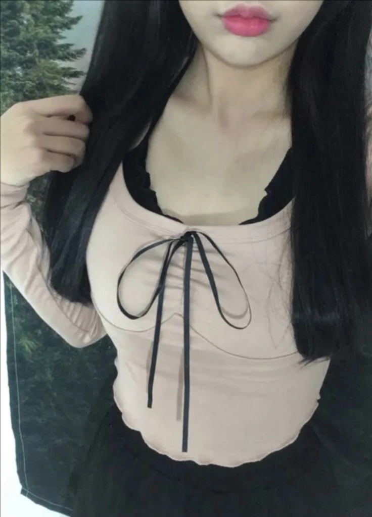 여성 긴팔 리본 크롭티 이미지