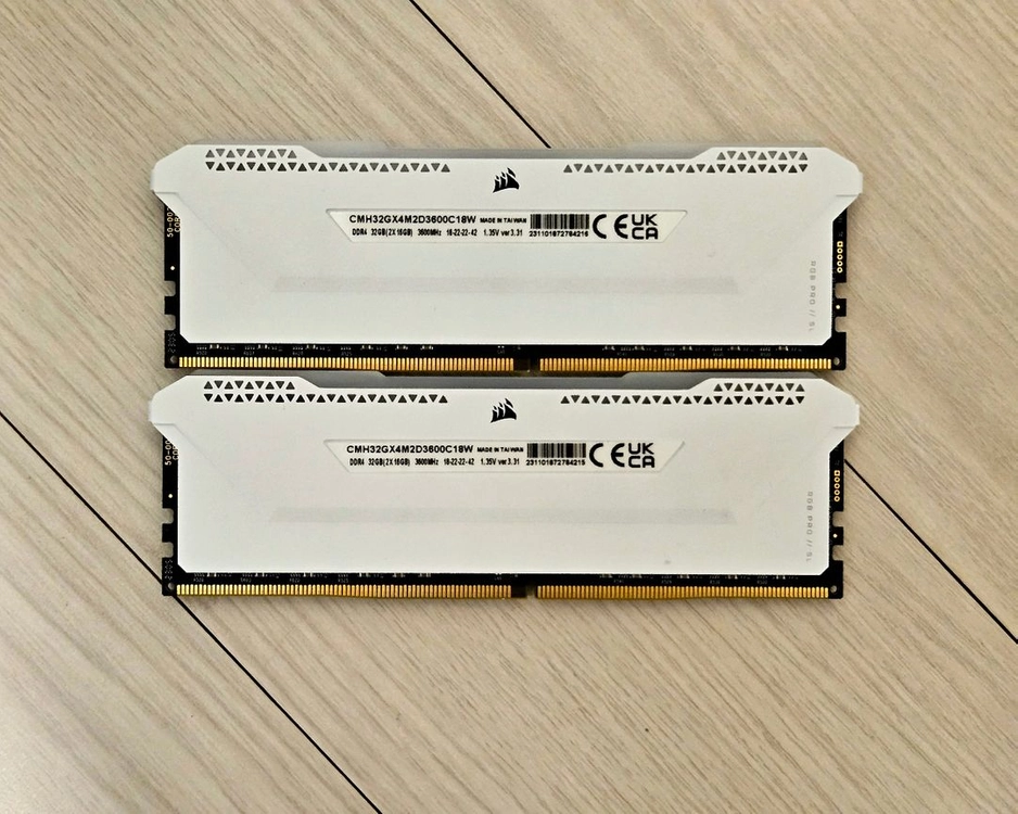 커세어 DDR4 32GB (16g*2개) 3600MHz 고성능 화이트 메모리 램 택포 이미지