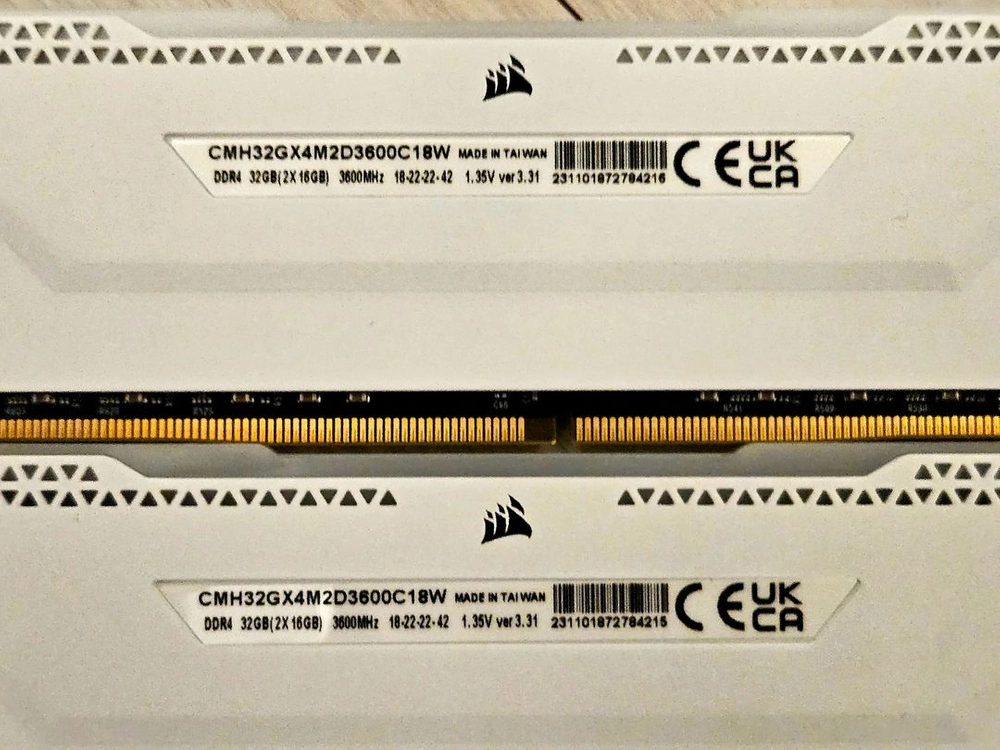커세어 DDR4 32GB (16g*2개) 3600MHz 고성능 화이트 메모리 램 택포 이미지