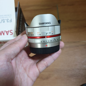 삼양 7.5mm F3.5 마포 어안렌즈 이미지