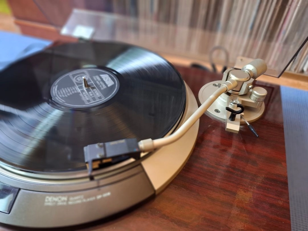 DENON DP~55M턴테이블 이미지