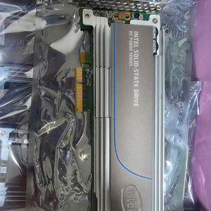 인텔 SSD DC P3605 1.6TB pcie 이미지
