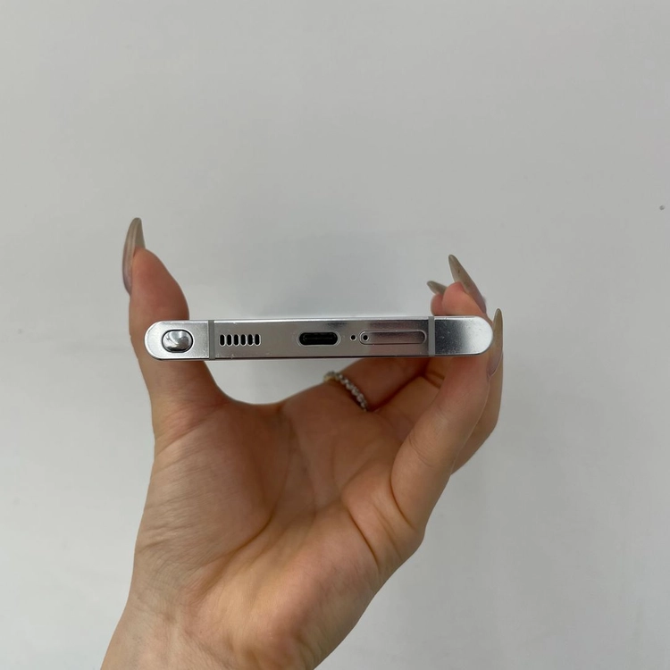 갤럭시S22울트라 화이트 256GB 504707 울산중고폰 이미지