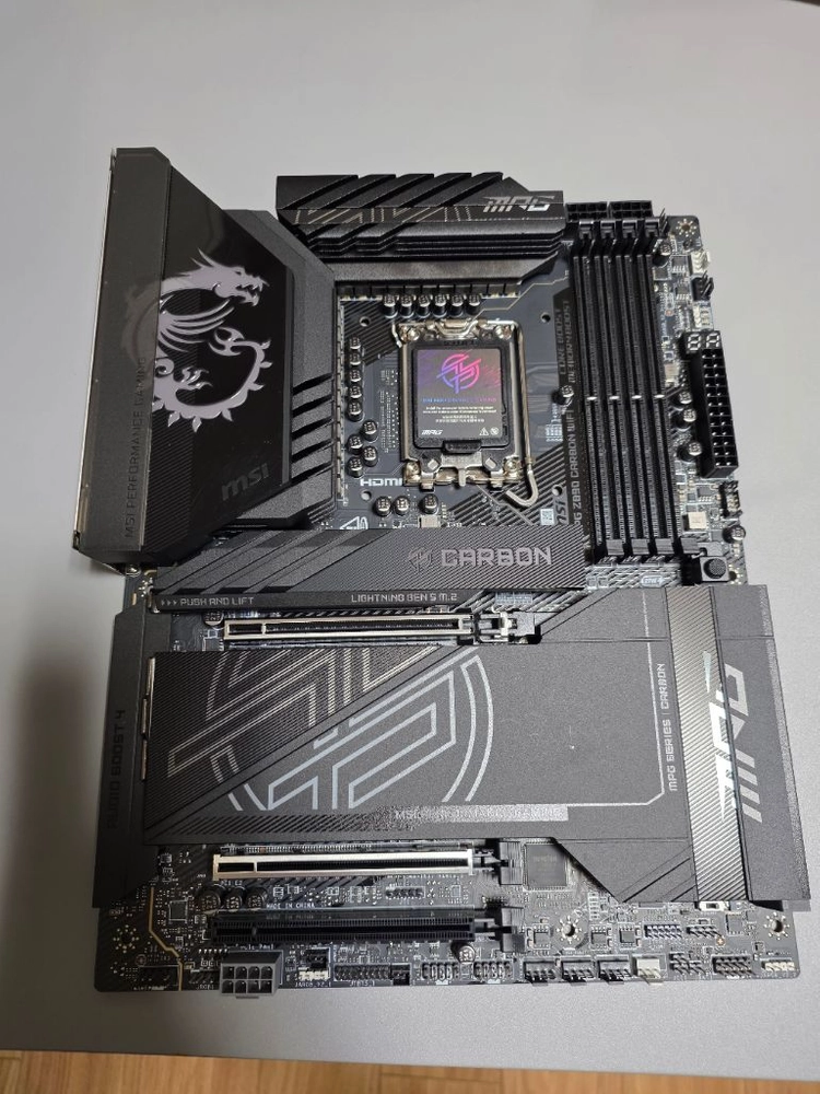 MSI MPG Z890 카본 WIFI 메인보드 이미지