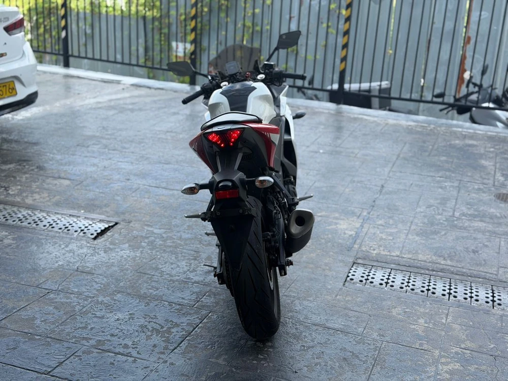 야마하 YZF- R3 / 2017년식 4만km / 컨디션 좋은 차량 판매합니다. 이미지