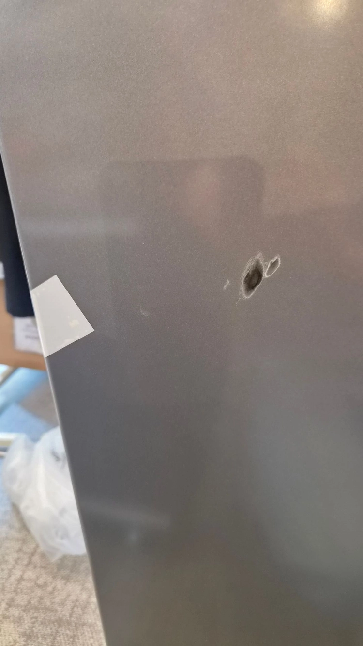LG 일반 냉장고 121L (새상품, 전면 흠집) 이미지