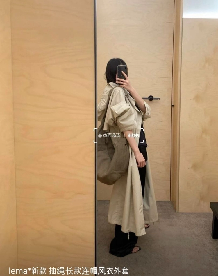 롱 후드 트렌치 코트 이미지
