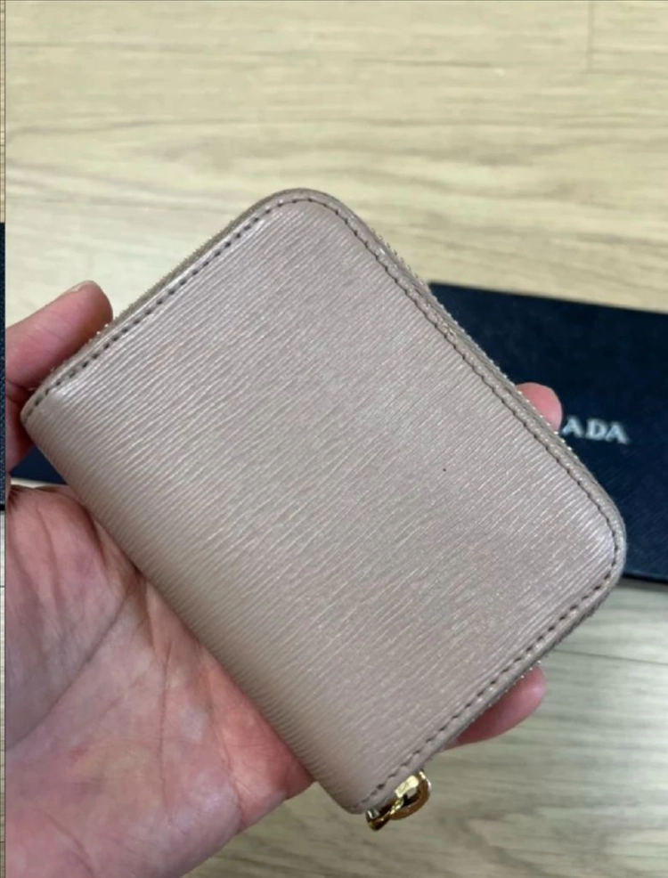 프라다 사피아노 동전지갑 여성 이미지