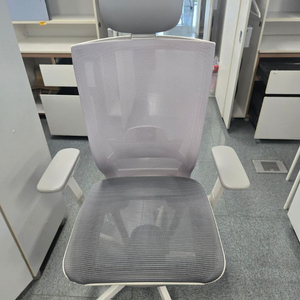 퍼시스 CHA6100WAH 풀옵션 올메쉬의자 판매합니다. 이미지
