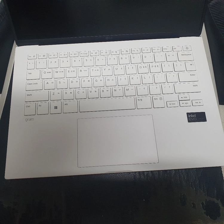 24년제조)LG그램 14Z90S 14인치 U5 램16 SSD256 이미지