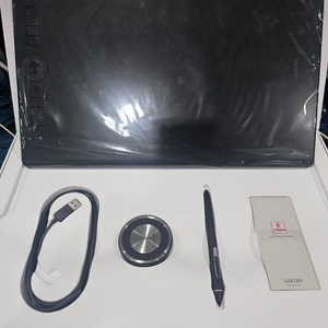 와콤 Intuos Pro (PHT-860) 인튜어스 프로 이미지