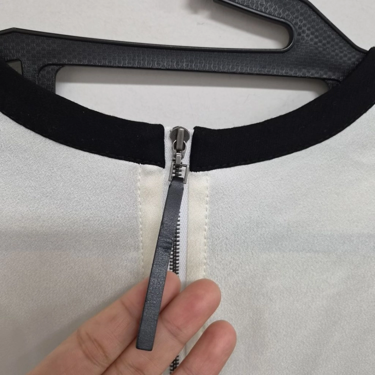 헬무트랭 HELMUT LANG 블랙앤화이트 배색 블라우스 S 국내정품 이미지