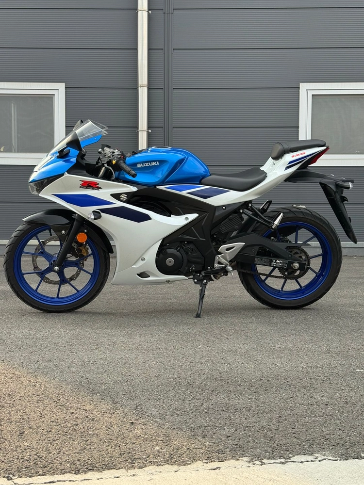 특가) 스즈키 GSXR125 25년식 9천KM 입문용 메뉴얼바이크 저렴히 판매합니다. 이미지
