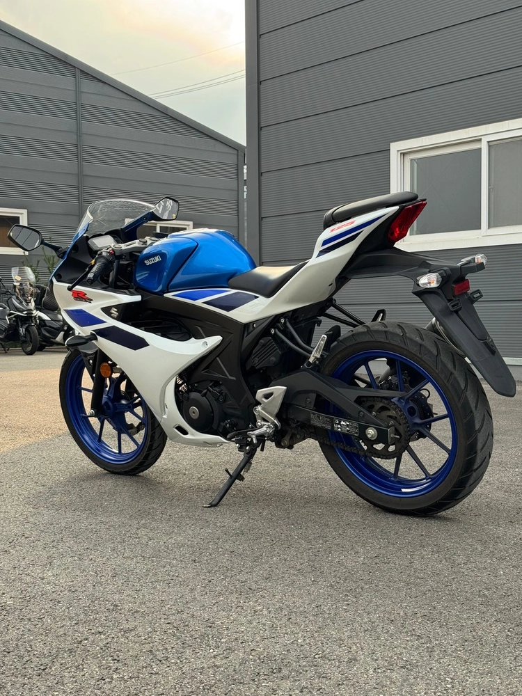 특가) 스즈키 GSXR125 25년식 9천KM 입문용 메뉴얼바이크 저렴히 판매합니다. 이미지