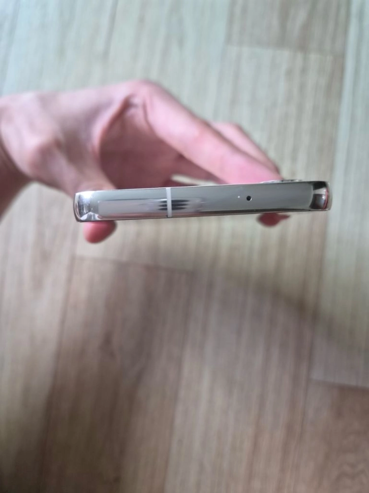 갤럭시 S23 화이트 256GB S급 공기계 상태 매우 좋음 이미지