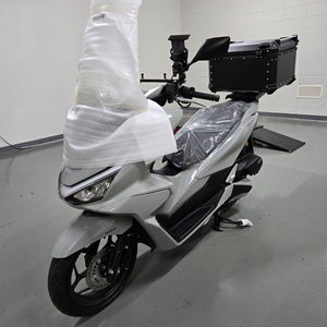 혼다 PCX125 배달 오토바이 스쿠터 이미지