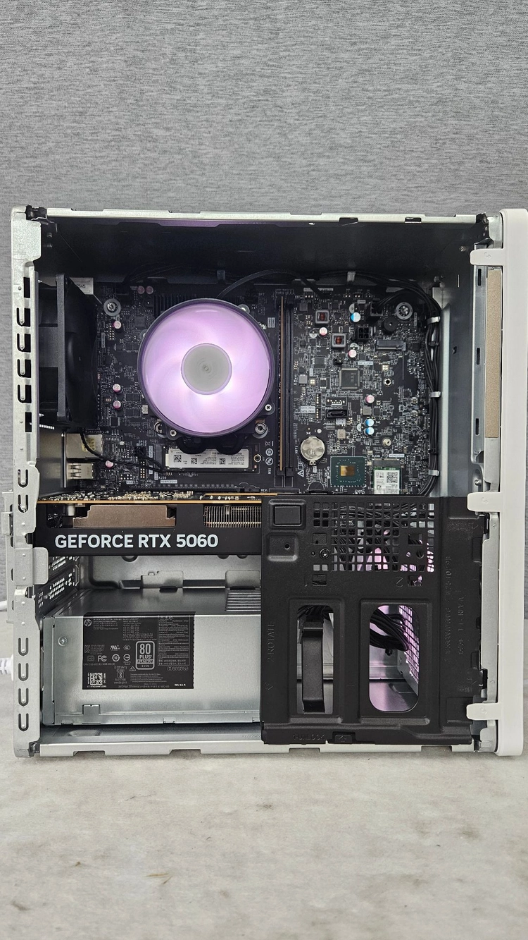 HP 오멘 16L 스노우 화이트 (Ultra 5 225F / RTX 5060 / 32G / 512G / Win11) 이미지