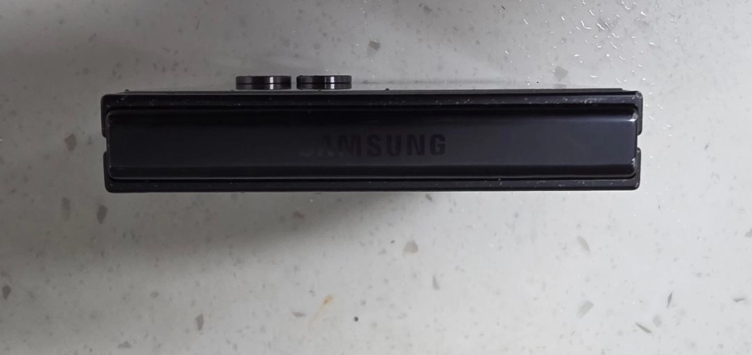 삼성전자 갤럭시 Z플립7 블랙 256G (새액정 LG U+향) 이미지