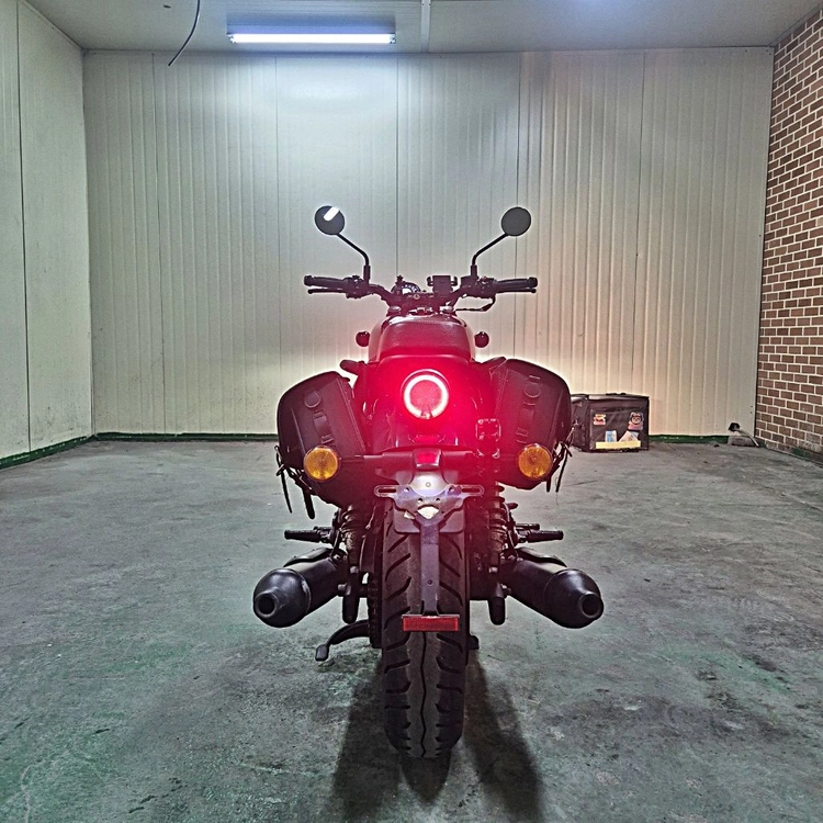 로얄엔필드 샷건650 1만KM 레저용 판매합니다 이미지
