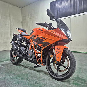 KTM RC390 23년식 4천KM 입문용 판매합니다 이미지