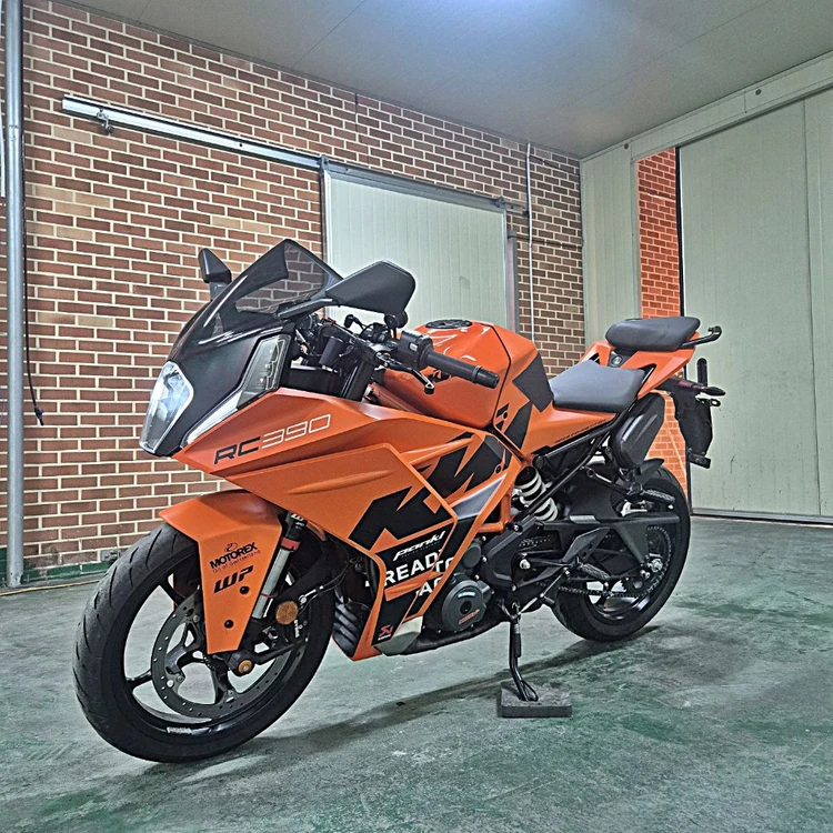 KTM RC390 23년식 4천KM 입문용 판매합니다 이미지