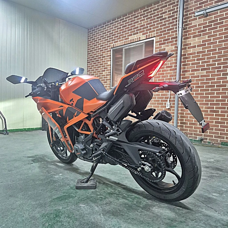 KTM RC390 23년식 4천KM 입문용 판매합니다 이미지